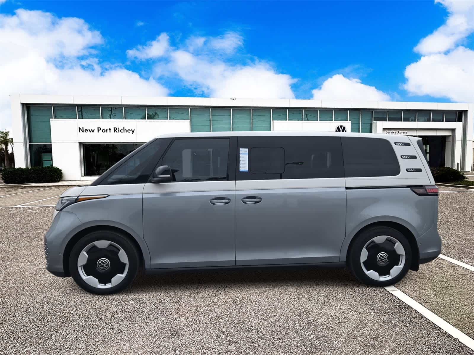 2025 Volkswagen ID. Buzz Pro S Plus