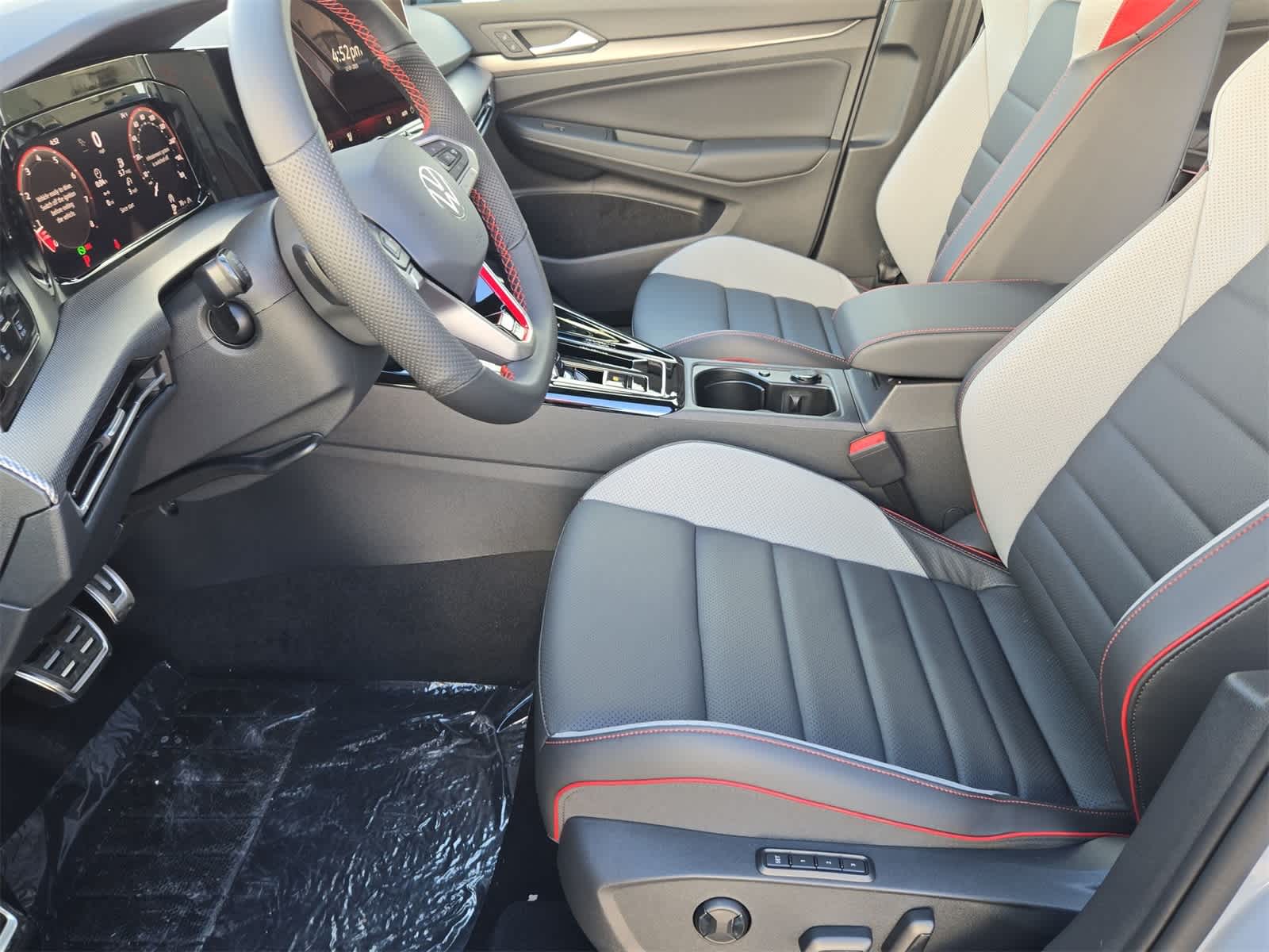 2026 Volkswagen Golf GTI SE