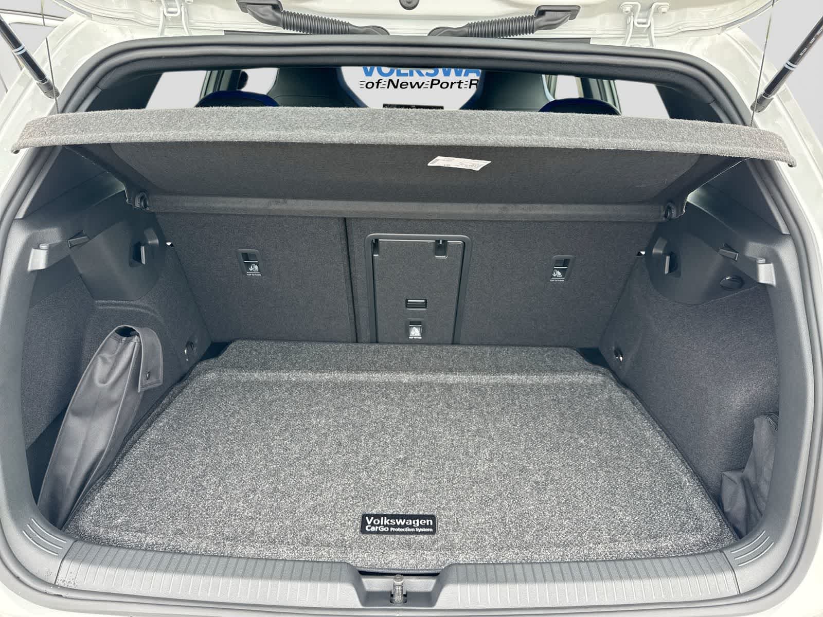 Volkswagen Golf R 2.0T 2026
