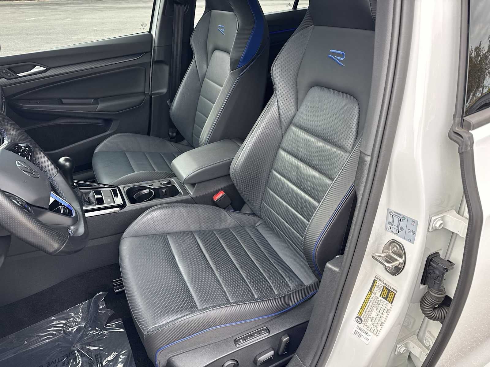 Volkswagen Golf R 2.0T Manual 2023