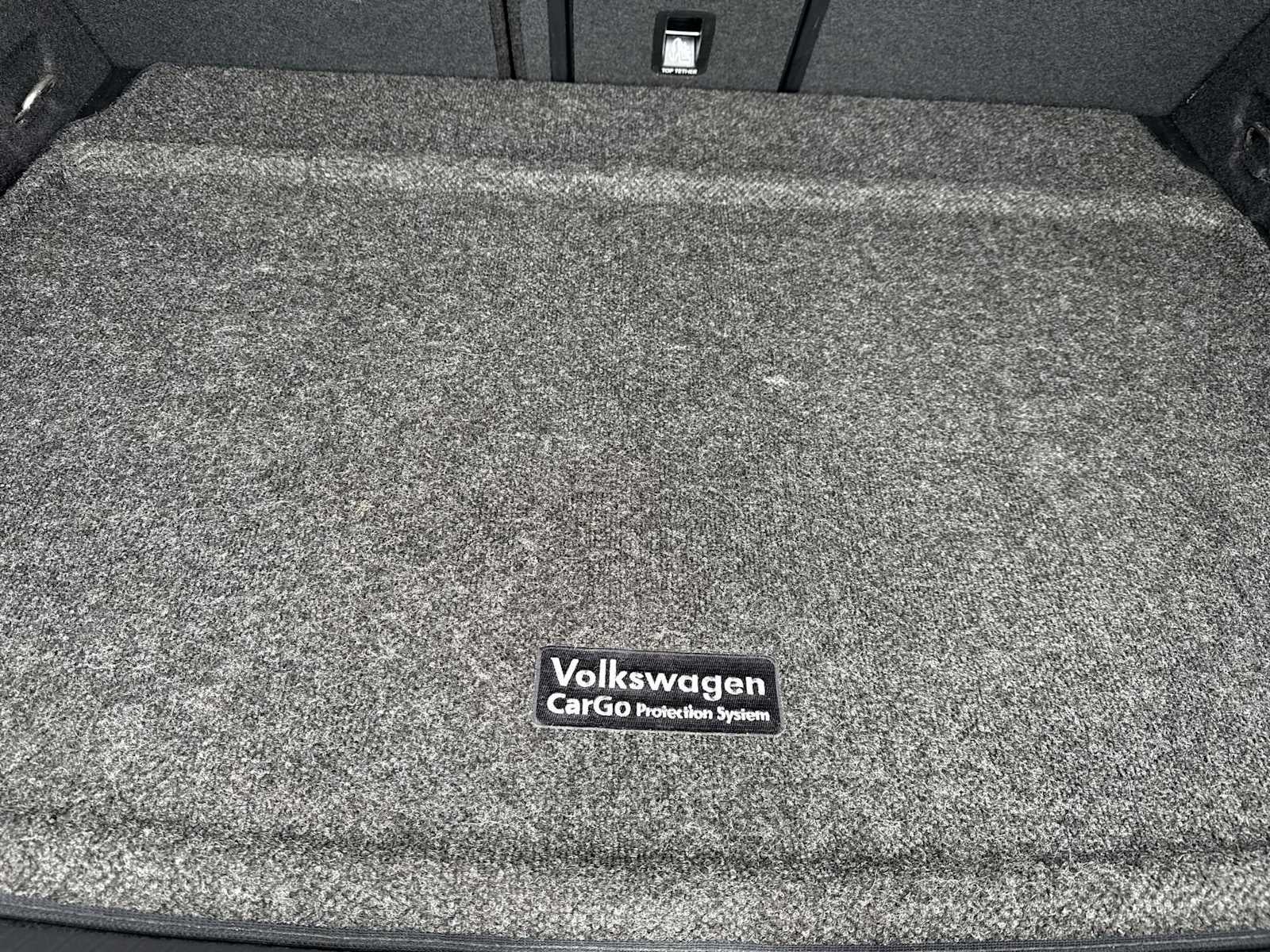 Volkswagen Golf R 2.0T Manual 2023