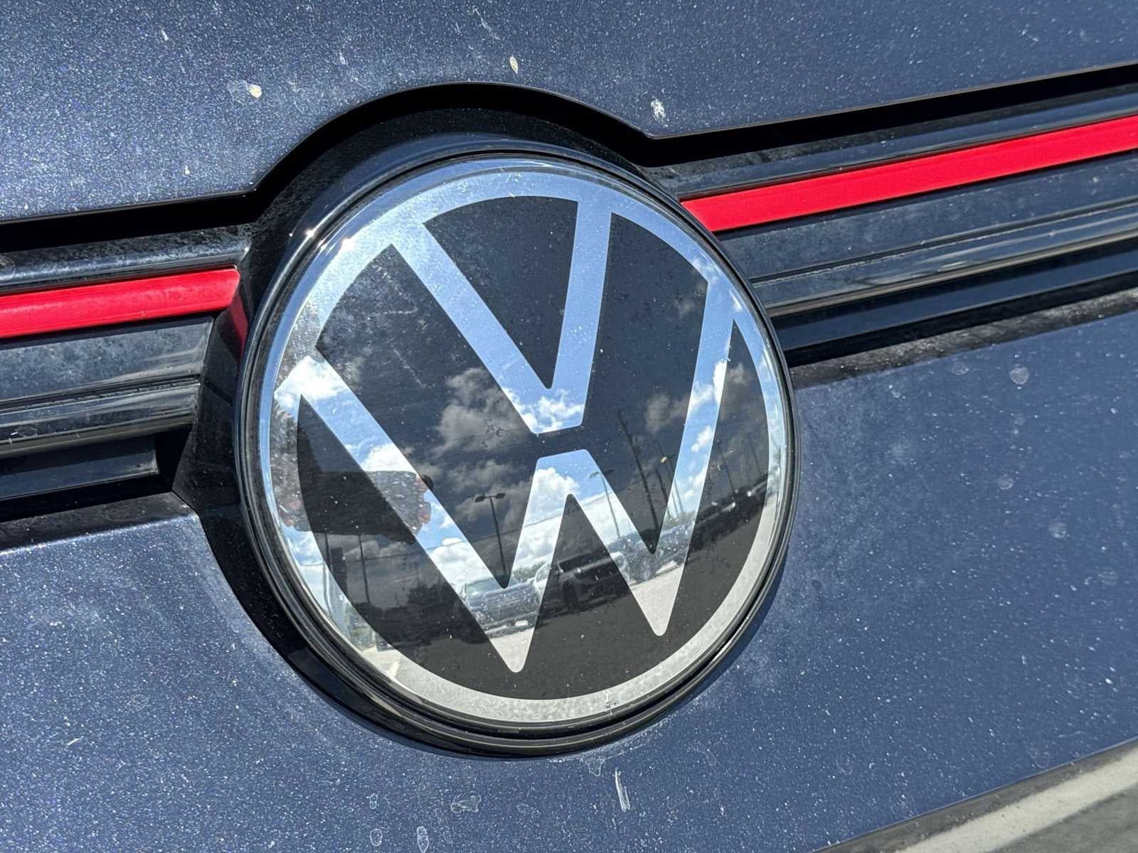 Volkswagen Golf GTI 380 S 2024
