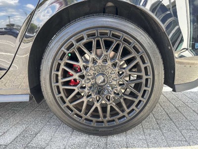 Volkswagen Golf GTI 380 S 2024