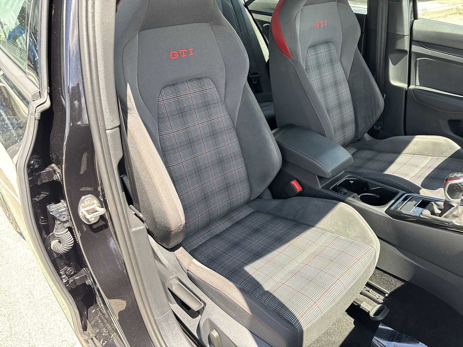 Volkswagen Golf GTI 380 S 2024