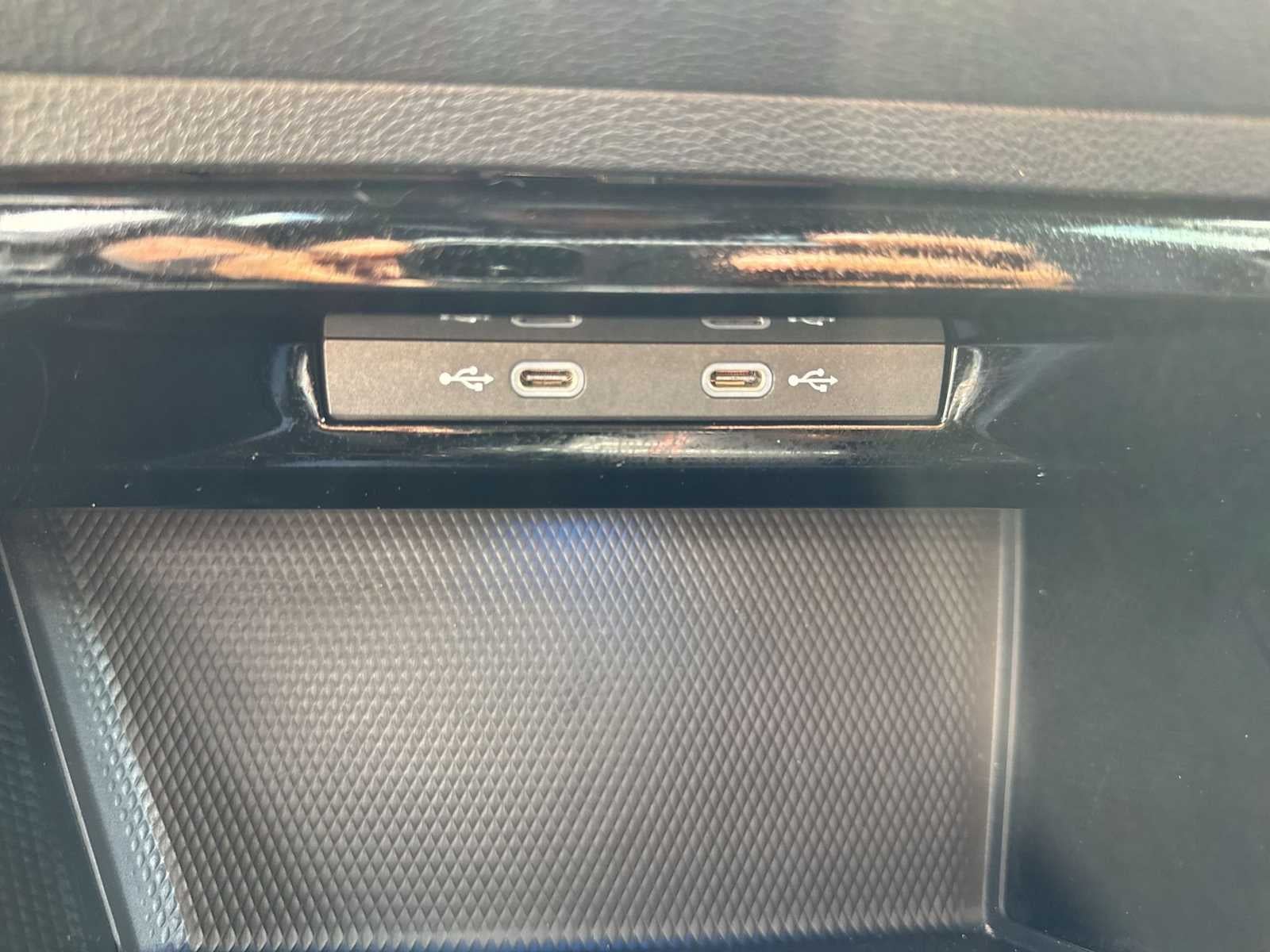 Volkswagen Golf GTI 380 S 2024