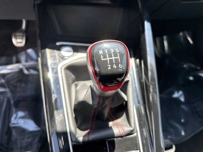 Volkswagen Golf GTI 380 S 2024