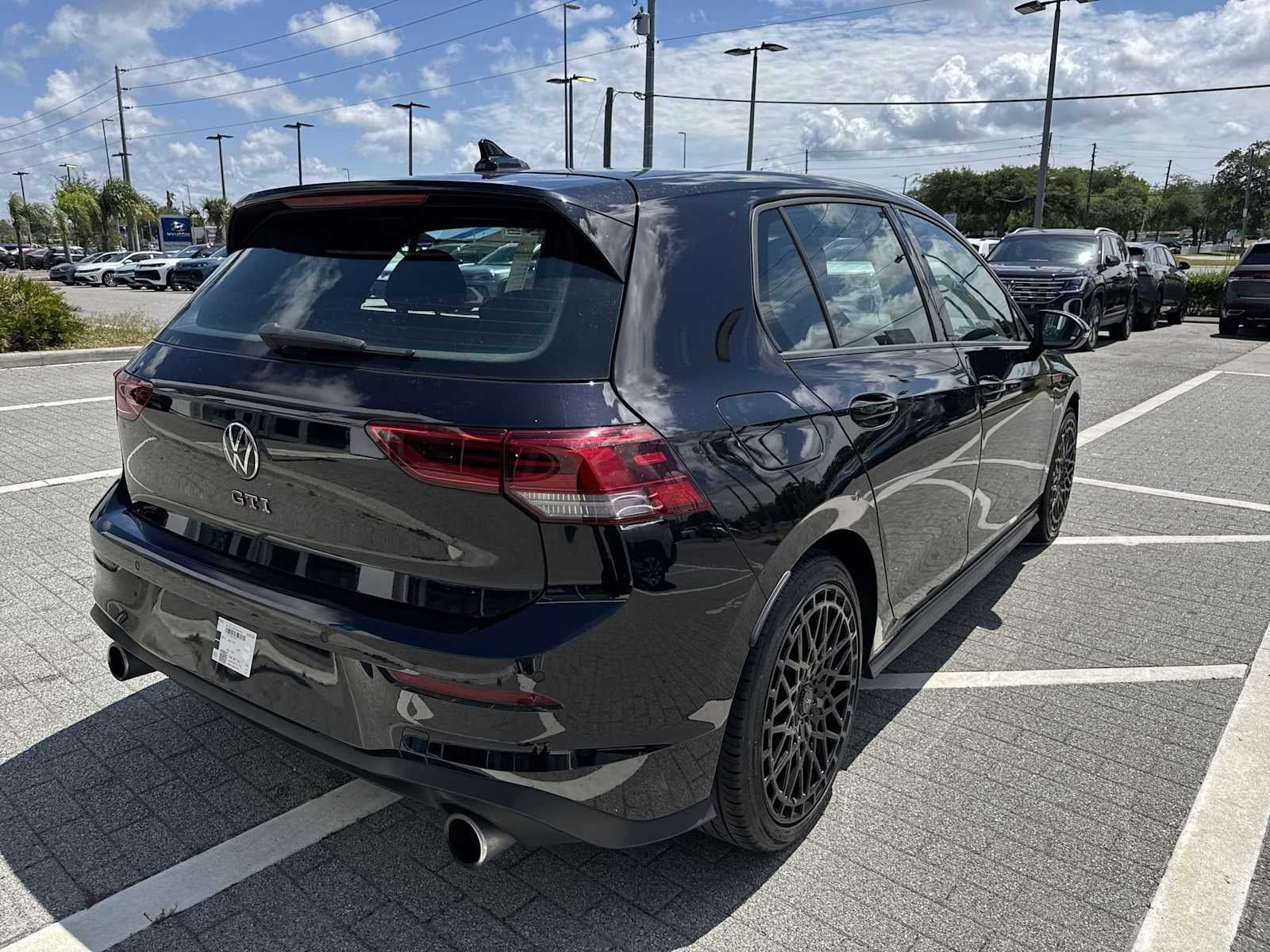 Volkswagen Golf GTI 380 S 2024