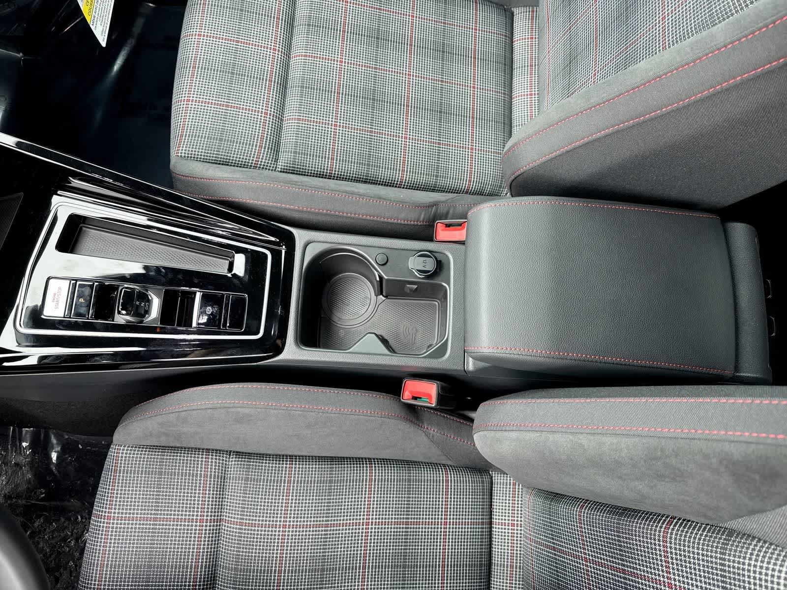 Volkswagen Golf GTI 2.0T S de 2026