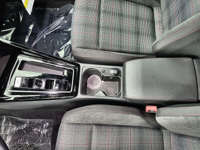 Volkswagen Golf GTI 2.0T S de 2026