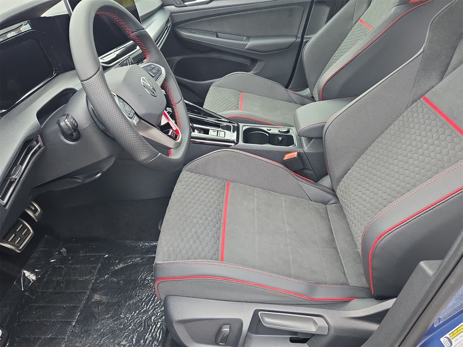 2026 Volkswagen Golf GTI SE