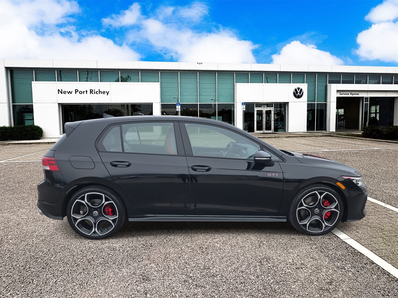 2026 Volkswagen Golf GTI AUTOBAHN