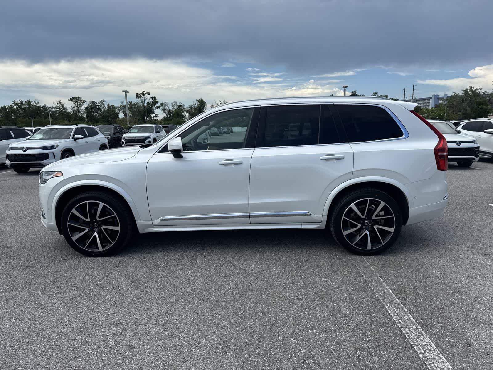 Volvo XC90 Plus 2023