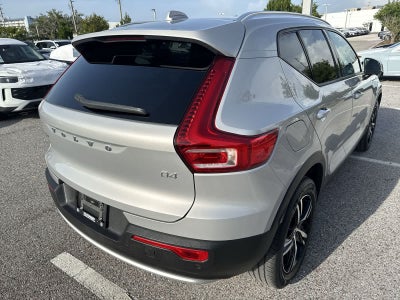 Volvo XC40 Core 2023