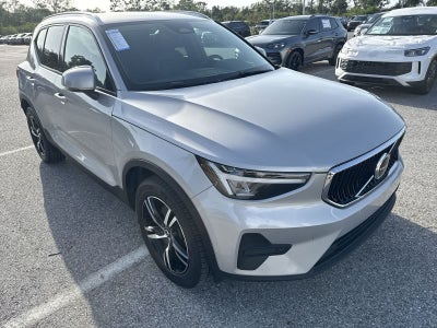 Volvo XC40 Core 2023