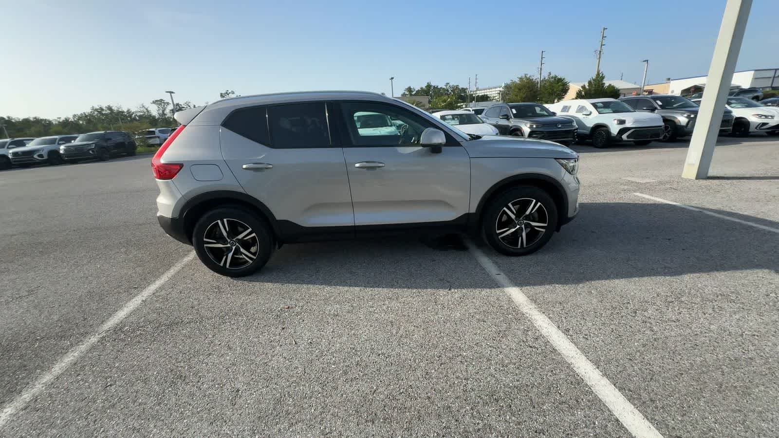 Volvo XC40 Core 2023