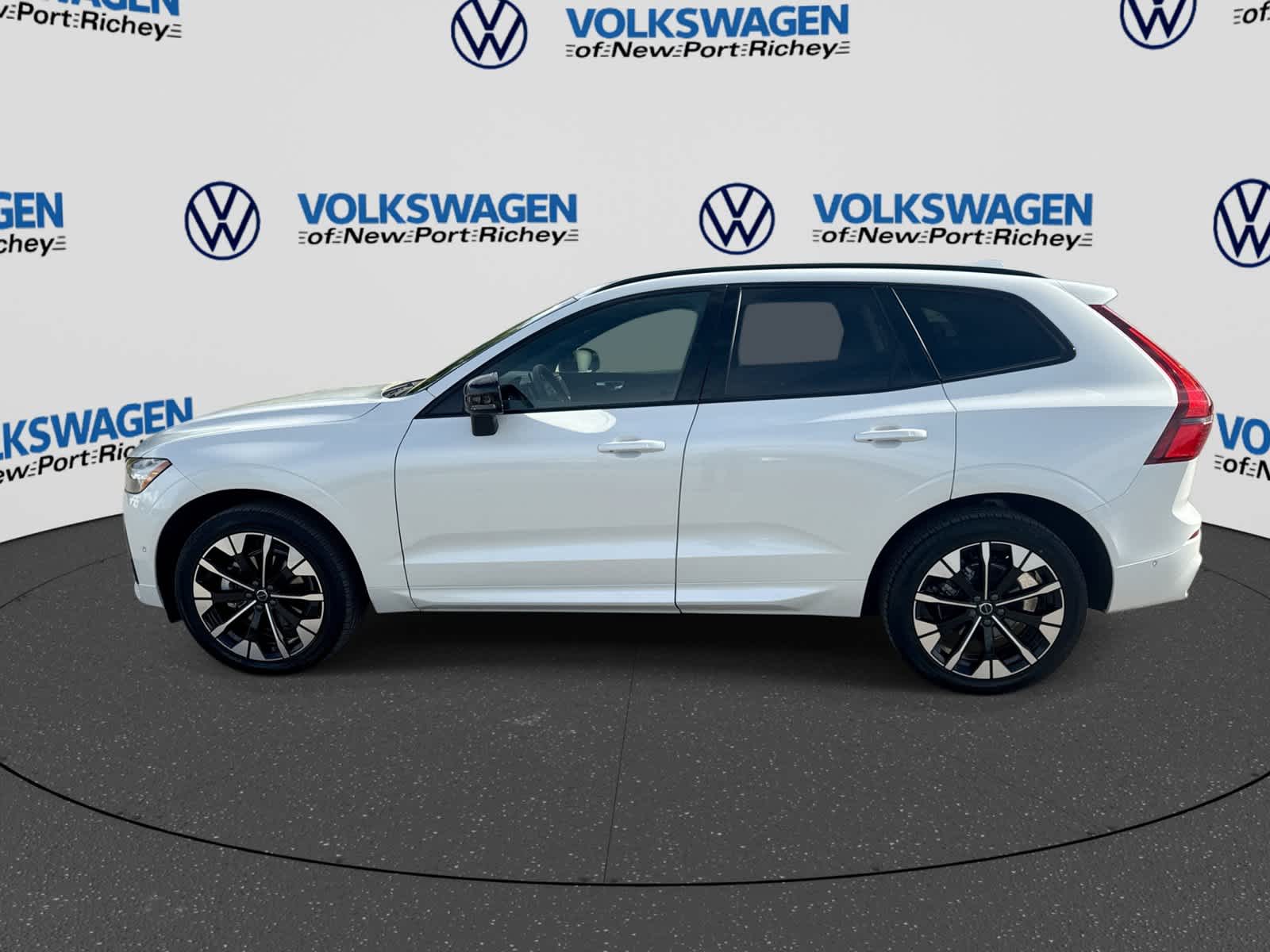 Volvo XC60 Plus 2026