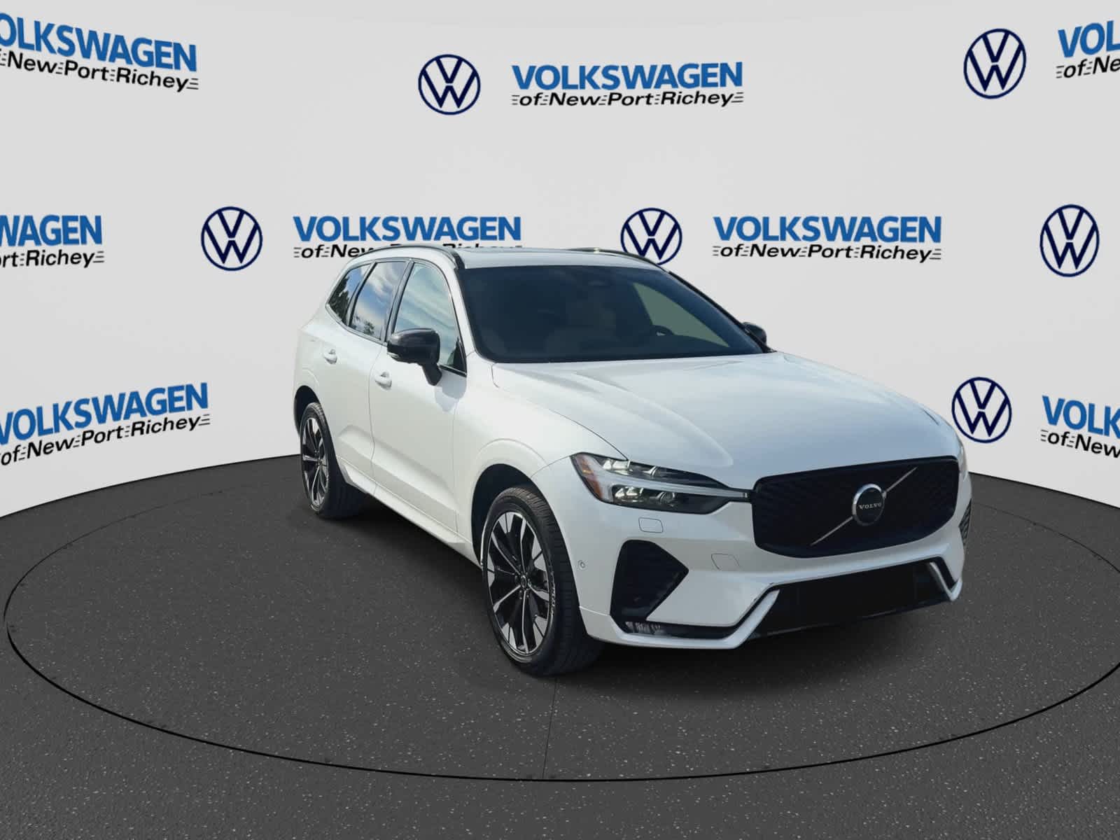 Volvo XC60 Plus 2026