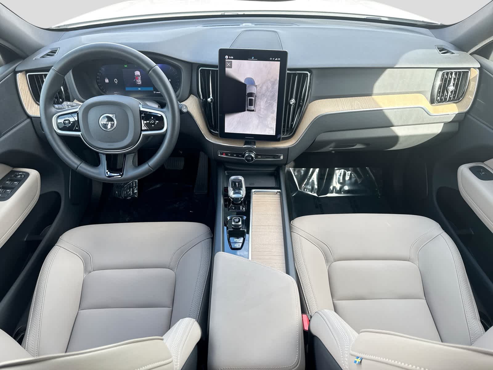 Volvo XC60 Plus 2026
