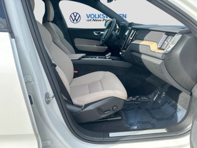 Volvo XC60 Plus 2026