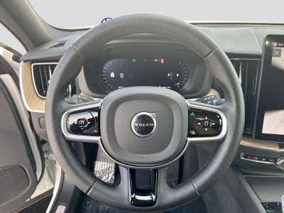 Volvo XC60 Plus 2026
