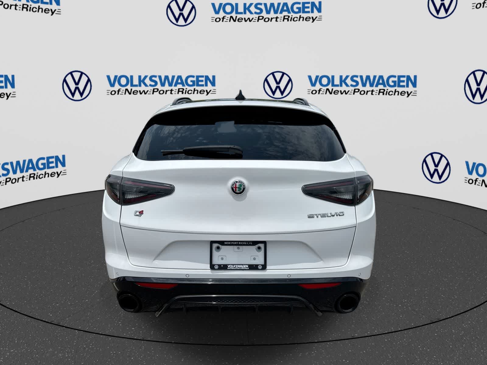 Alfa Romeo Stelvio Veloce 2024
