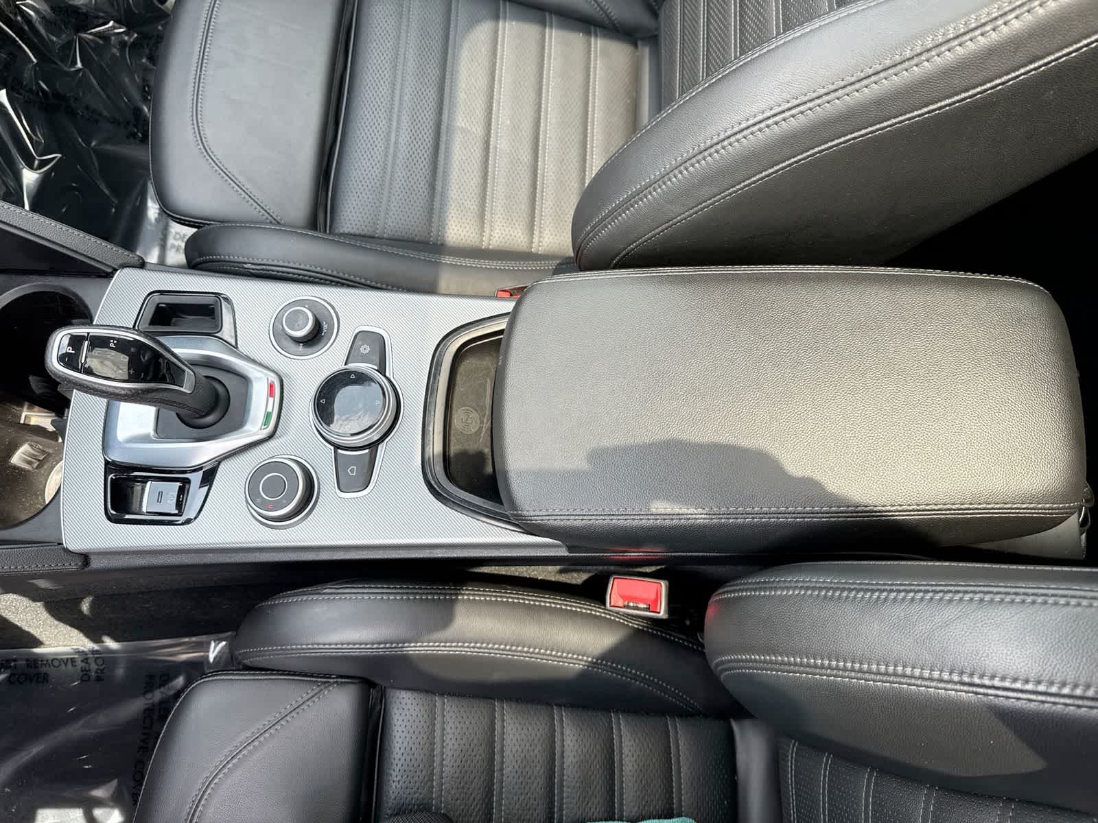 Alfa Romeo Stelvio Veloce 2024