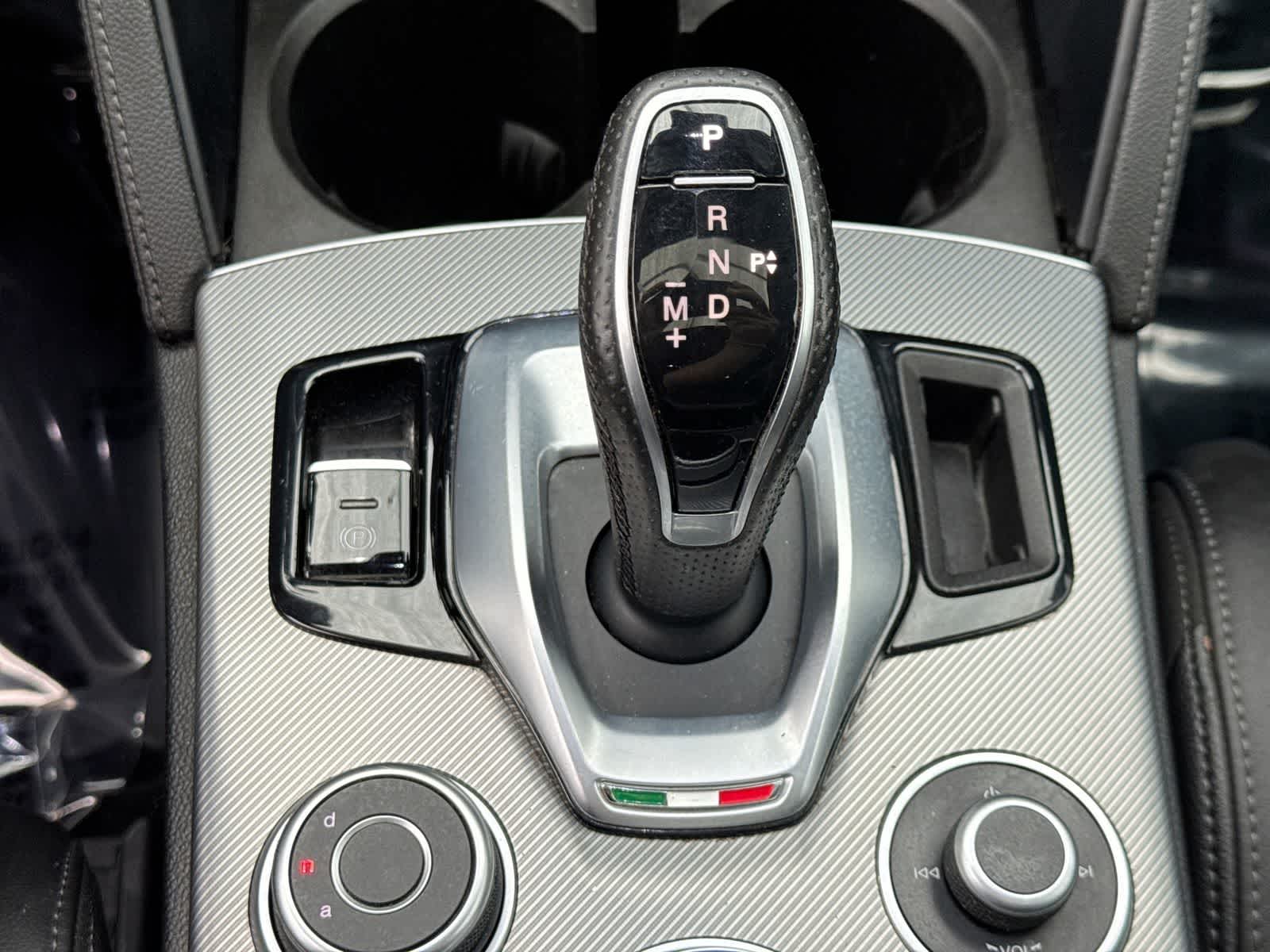 Alfa Romeo Stelvio Veloce 2024